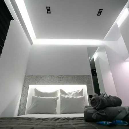 Near To White Tower 40sqm , Gas Heating, Optical Fiber, 2smart Tv, Private Entrance * Thessaloníki